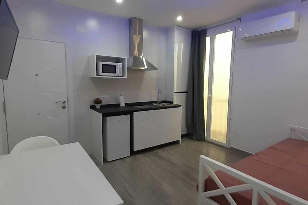 Comodo Apartamento Mayor Y Sol Madrid Eksteriør billede